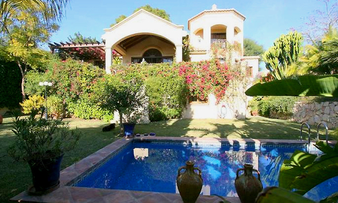 Villa te koop, El Rosario, Oost Marbella 