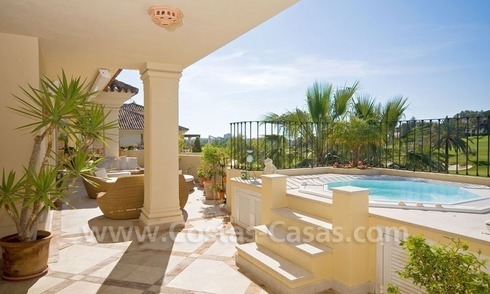 Exclusief penthouse appartement te koop in Nueva Andalucia te Marbella 