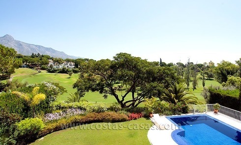 Te koop: Frontlijn golf villa in Nueva Andalucía, Marbella 