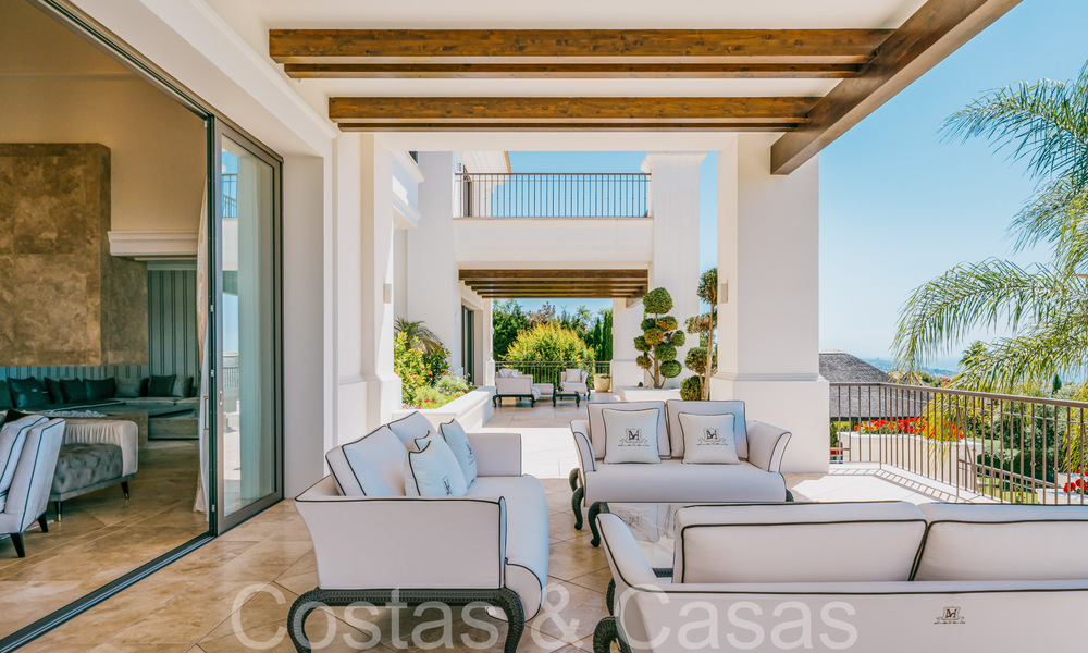 Meesterlijke luxevilla met panoramisch zeezicht in Sierra Blanca op de Golden Mile van Marbella 68157