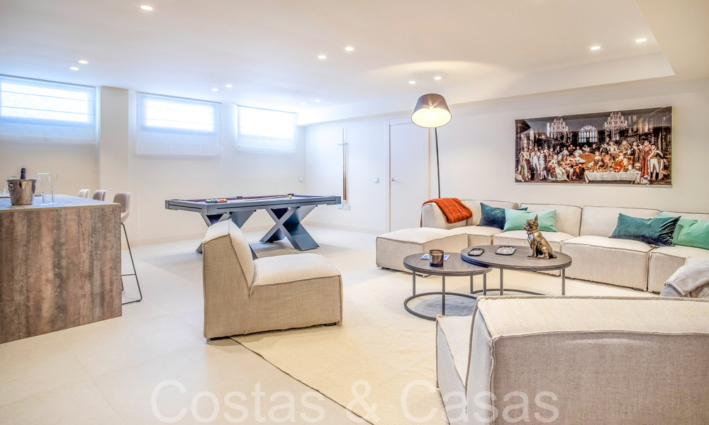 Luxueuze eerstelijns strandvilla te koop in een nieuw, exclusief complex, New Golden Mile, Marbella - Estepona 69842