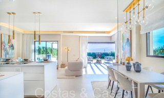 Luxueuze eerstelijns strandvilla te koop in een nieuw, exclusief complex, New Golden Mile, Marbella - Estepona 69857 