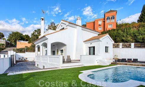 Te koop, gerenoveerde villa met een interieur in hedendaagse stijl op de New Golden Mile, Marbella - Estepona 29366