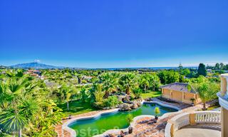 Statige landelijke villa te koop in een klassieke Mediterrane stijl op de New Golden Mile, dicht bij het strand en Estepona centrum 31414 