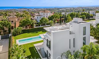 Instapklare, nieuwe moderne villa te koop in vijfsterren golfresort in Marbella - Benahavis 71750 