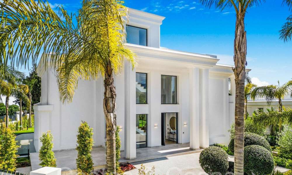 Nieuwe luxevilla's in een moderne klassieke stijl te koop op de prestigieuze Golden Mile in Marbella 69660