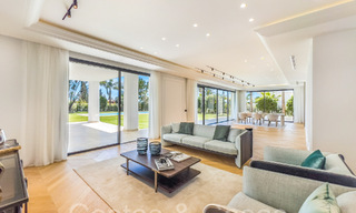 Nieuwe luxevilla's in een moderne klassieke stijl te koop op de prestigieuze Golden Mile in Marbella 69684 