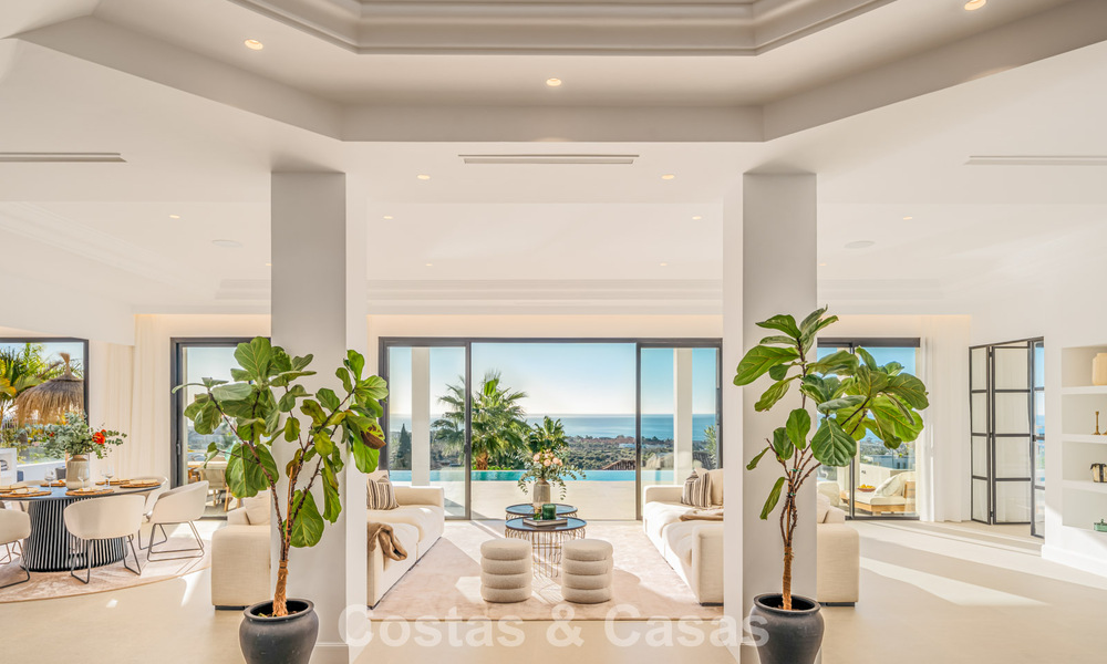 Exclusieve designvilla met panoramisch zeezicht te koop in het een vijfsterren golfresort in Marbella - Benahavis 74788