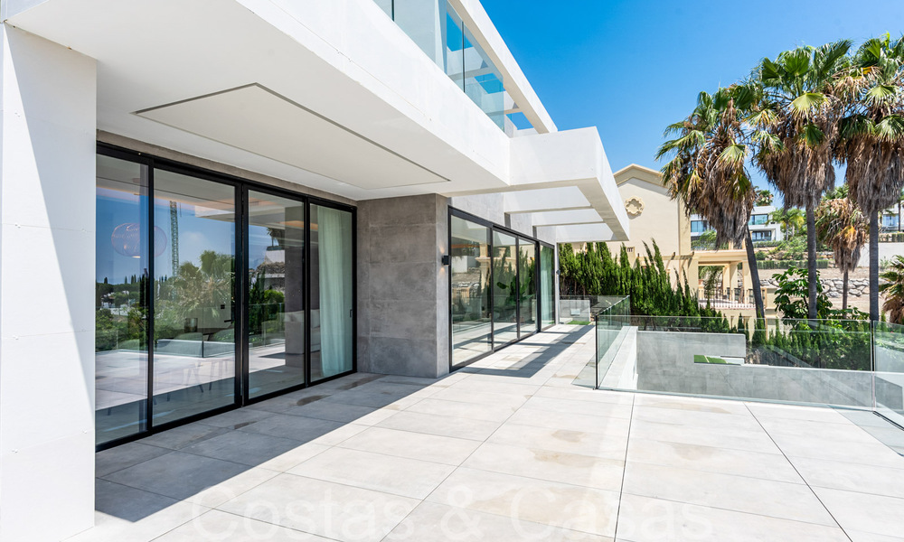 Nieuwe, modernistische designervilla te koop met prachtig zeezicht in vijfsterren golfresort te Marbella - Benahavis 68484