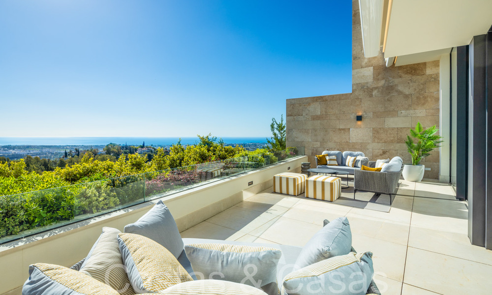 Luxueus duplex appartement met panoramisch zeezicht te koop in Benahavis - Marbella 67362