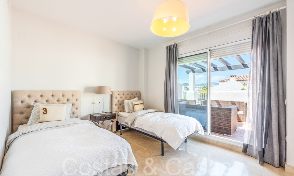 Beachside penthouse te koop op loopafstand van het strand en centrum in San Pedro, Marbella 67707