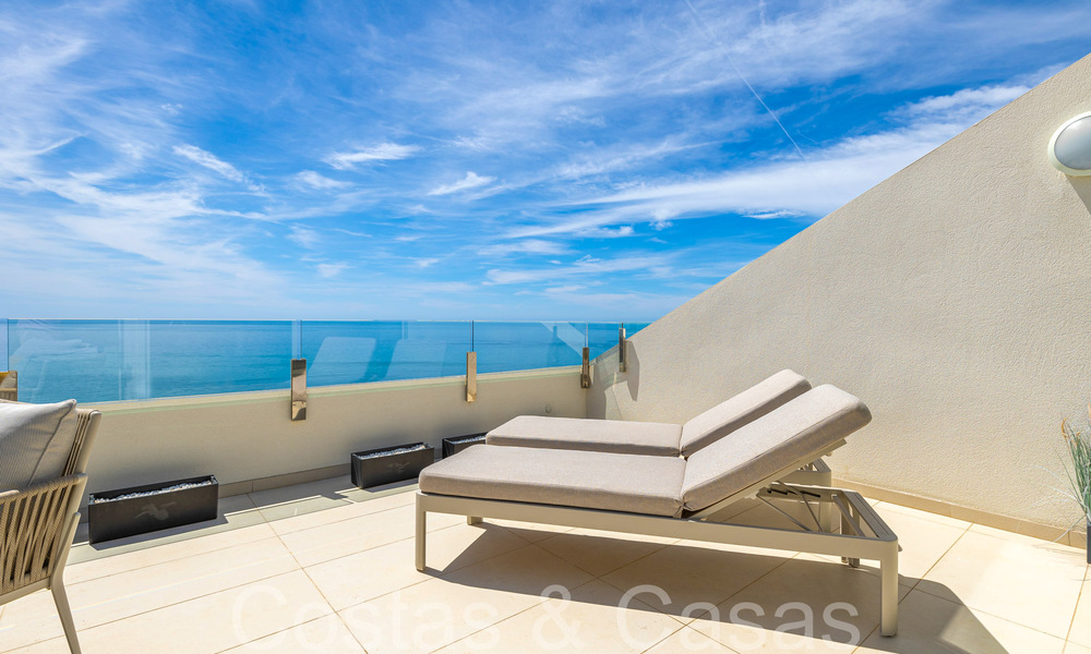 Luxueus, modern, duplex penthouse met panoramisch zeezicht te koop in Benalmadena, Costa del Sol 68006