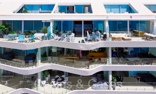 Luxueus, modern, duplex penthouse met panoramisch zeezicht te koop in Benalmadena, Costa del Sol 68008 