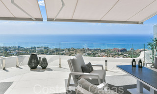 Luxueus, modern, duplex penthouse met panoramisch zeezicht te koop in Benalmadena, Costa del Sol 68016 
