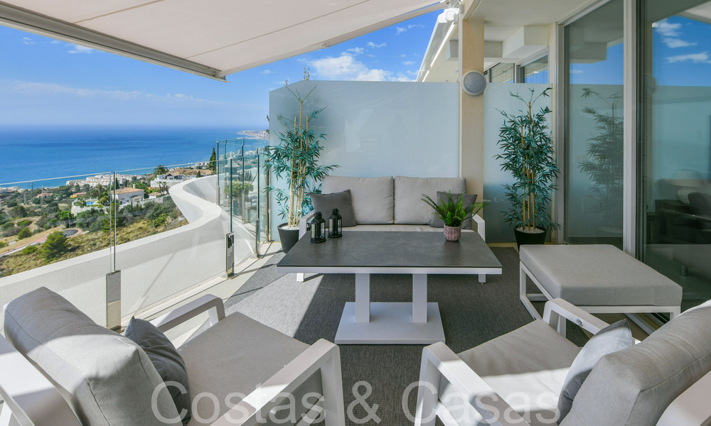 Luxueus, modern, duplex penthouse met panoramisch zeezicht te koop in Benalmadena, Costa del Sol 68031