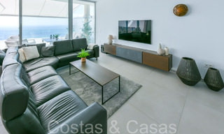 Luxueus, modern, duplex penthouse met panoramisch zeezicht te koop in Benalmadena, Costa del Sol 68038 