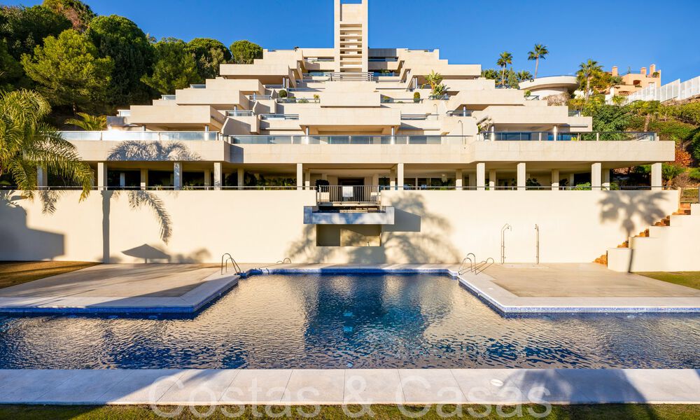 Luxueus appartement te koop met onbelemmerd, panoramisch zeezicht in Nueva Andalucia, Marbella 68087