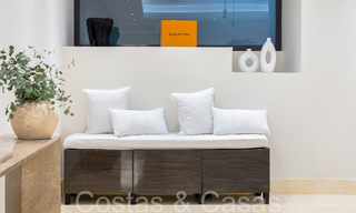Luxueus appartement te koop met onbelemmerd, panoramisch zeezicht in Nueva Andalucia, Marbella 68094 