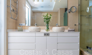 Luxueus appartement te koop met onbelemmerd, panoramisch zeezicht in Nueva Andalucia, Marbella 68105 