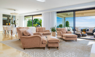 Luxueus appartement te koop met onbelemmerd, panoramisch zeezicht in Nueva Andalucia, Marbella 68119 