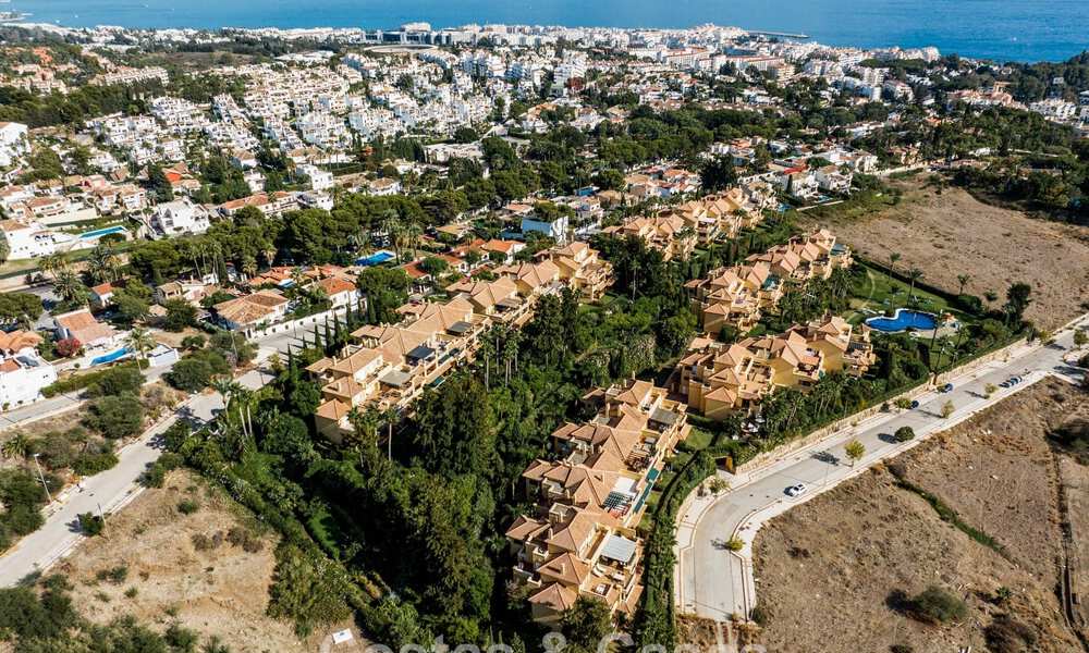 Luxe appartement te koop op wandelafstand van Puerto Banus en het strand in Nueva Andalucia, Marbella 67867