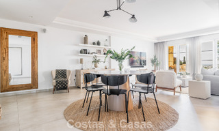Luxe appartement te koop op wandelafstand van Puerto Banus en het strand in Nueva Andalucia, Marbella 67876 
