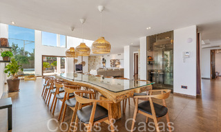 Instapklare, high-end designervilla te koop, frontlinie golf met zeezicht in Benahavis - Marbella 68427 