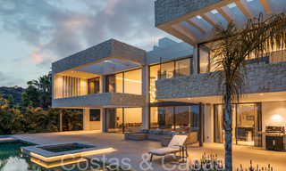 Ruime, modernistische luxevilla te koop met uitzicht op de golfbaan in Benahavis - Marbella 68140 