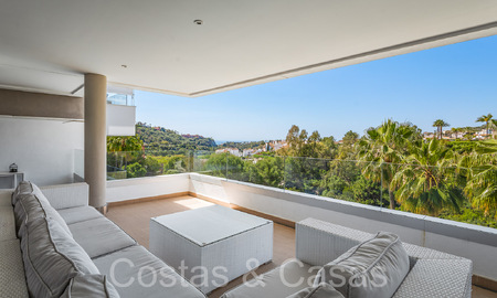 Instapklaar modern appartement te koop met weids uitzicht in het exclusieve Benahavis - Marbella 68531