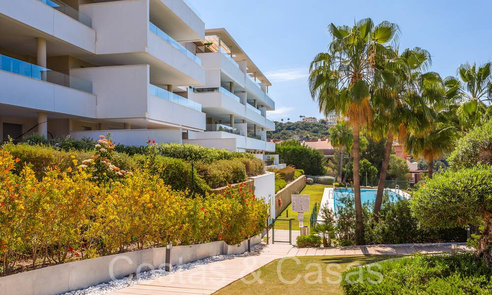 Instapklaar modern appartement te koop met weids uitzicht in het exclusieve Benahavis - Marbella 68539