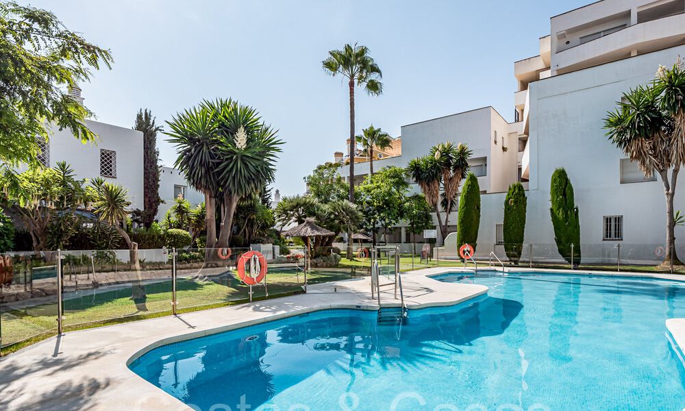 Luxueus 4-slaapkamer appartement te koop in gated community in Nueva Andalucia, Marbella 68734