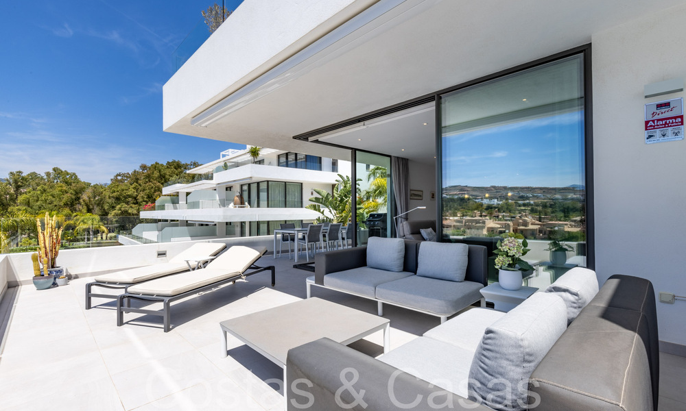 Instapklaar, modern, design appartement te koop nabij de golfbaan in de gouden driehoek van Marbella - Benahavis - Estepona 68815