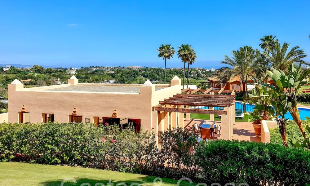 Instapklaar luxe penthouse met magnifiek uitzicht op de golfbaan en de Middellandse Zee te koop in Benahavis - Marbella 69616