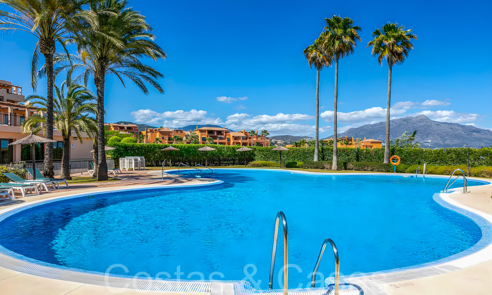 Instapklaar luxe penthouse met magnifiek uitzicht op de golfbaan en de Middellandse Zee te koop in Benahavis - Marbella 69624