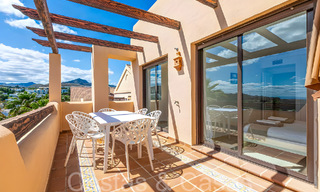 Instapklaar luxe penthouse met magnifiek uitzicht op de golfbaan en de Middellandse Zee te koop in Benahavis - Marbella 69636 