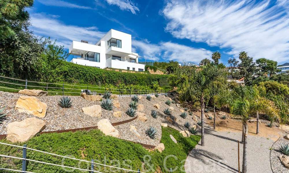 Instapklare luxevilla met panoramische vergezichten te koop in een gated community van Benahavis - Marbella 70022