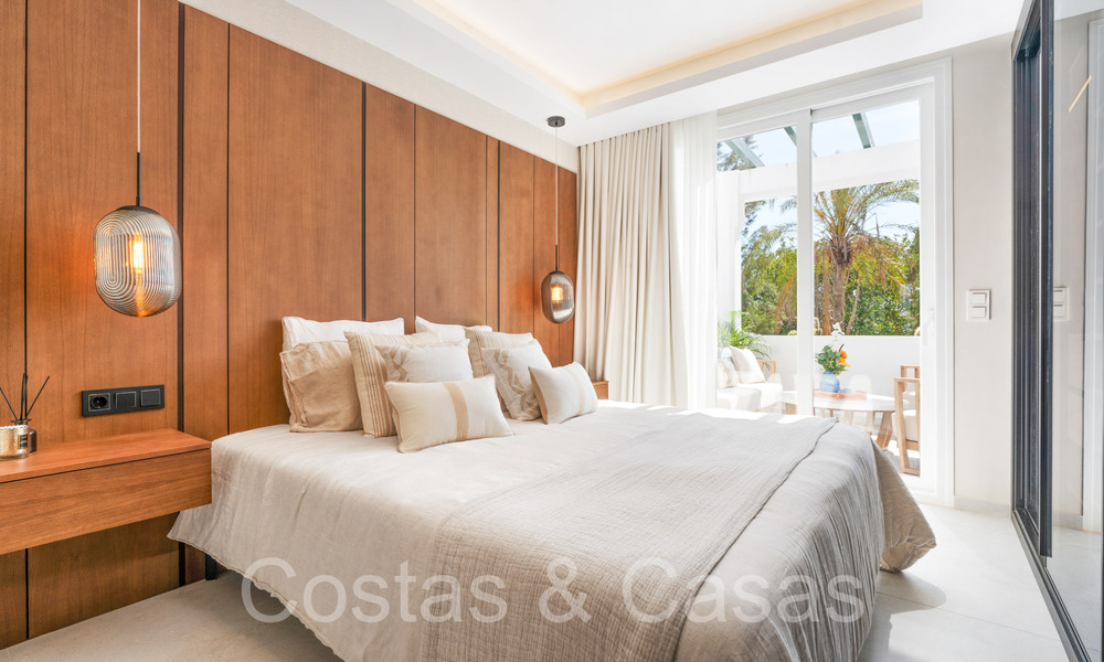 Luxueus gerenoveerd appartement met golf- en zeezicht te koop, grenzend aan een vooraanstaande golfbaan in La Quinta, Benahavis - Marbella 69930