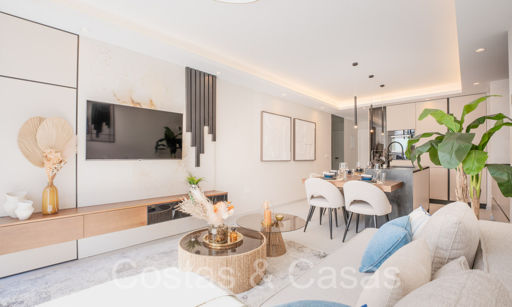 Luxueus gerenoveerd appartement met golf- en zeezicht te koop, grenzend aan een vooraanstaande golfbaan in La Quinta, Benahavis - Marbella 69936