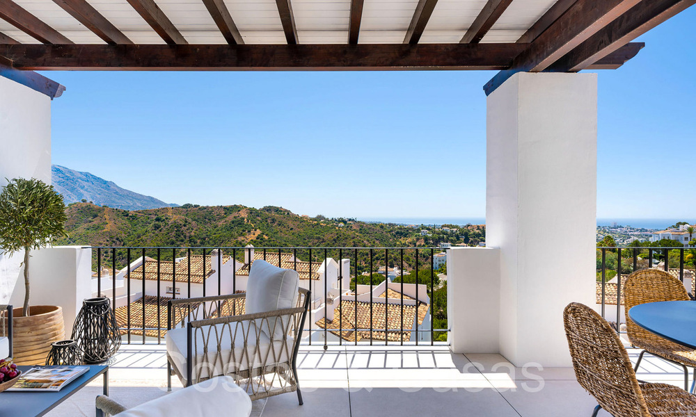 Instapklaar, verfijnd penthouse te koop in een gated golfenclave van La Quinta in Benahavis - Marbella 70196