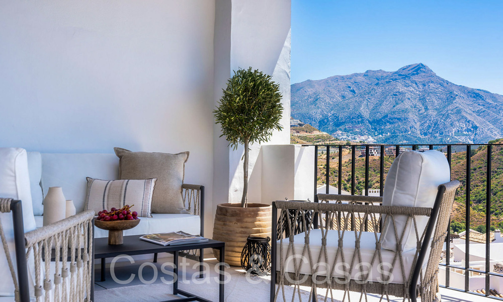 Instapklaar, verfijnd penthouse te koop in een gated golfenclave van La Quinta in Benahavis - Marbella 70197