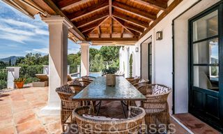 Gelijkvloerse luxevilla in eigentijdse mediterrane bouwstijl te koop omgeven door natuur in El Madroñal, Benahavis - Marbella 70266 