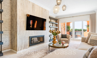 Andalusisch penthouse met Scandinavisch interieurdesign te koop in Nueva Andalucia’s golfvallei, Marbella 70166 