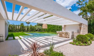 Eersteklas gerenoveerde luxevilla te koop met uitzicht op de golfbaan in Nueva Andalucia’s golfvallei, Marbella 70237 