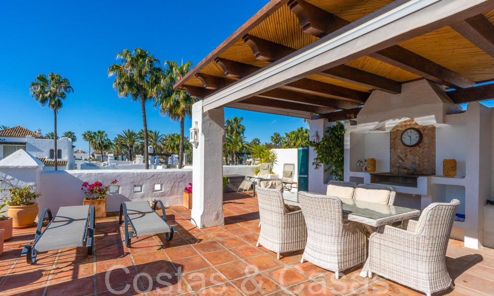 Penthouse te koop in een begeerd strandcomplex op de New Golden Mile tussen Marbella en Estepona 70726