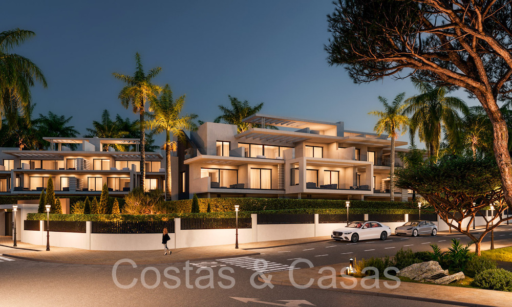 Nieuw project met luxe appartementen en penthouses te koop op loopastand van het strand in Estepona 71079