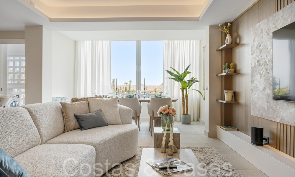 Prachtig penthouse met groot solarium en dompelbad te koop in Nueva Andalucia, Marbella 71240