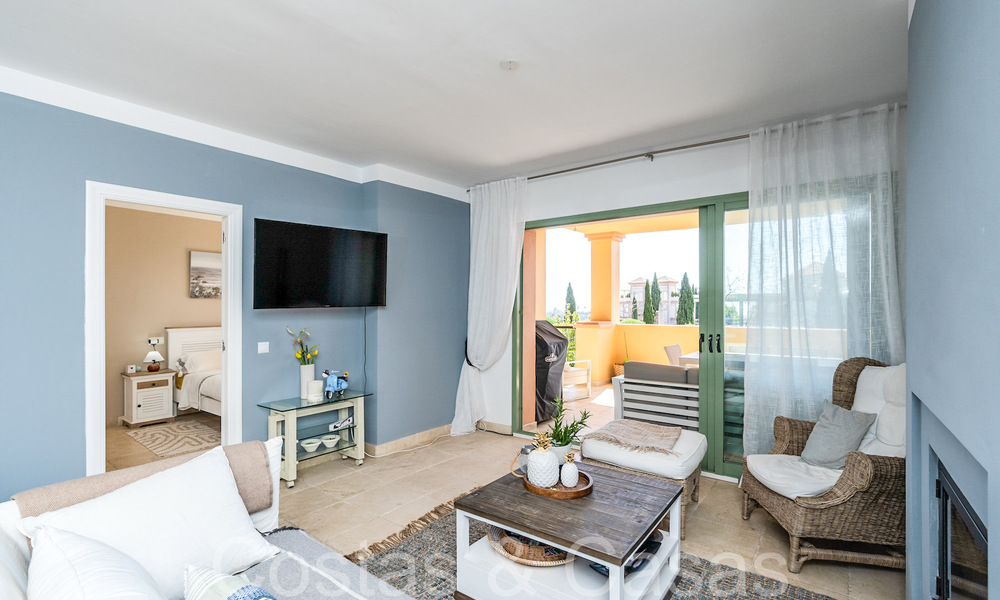 Prachtig Mediterraan appartement te koop in een vijfsterren golfresort op de New Golden Mile in Benahavis - Marbella 71638