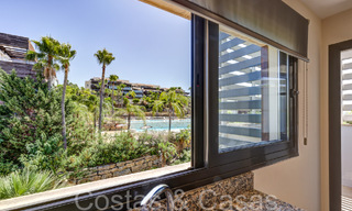 Modern golf appartement te koop in het prestigieuze 5* Los Flamingos Golf Resort op de New Golden Mile, Marbella - Benahavís 71710 