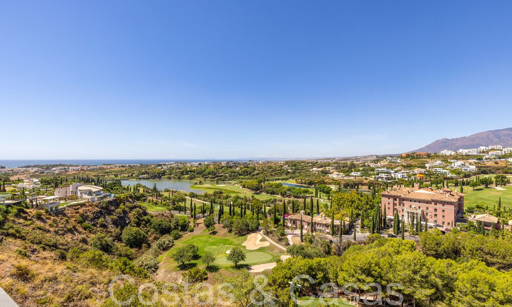 Modern golf appartement te koop in het prestigieuze 5* Los Flamingos Golf Resort op de New Golden Mile, Marbella - Benahavís 71724