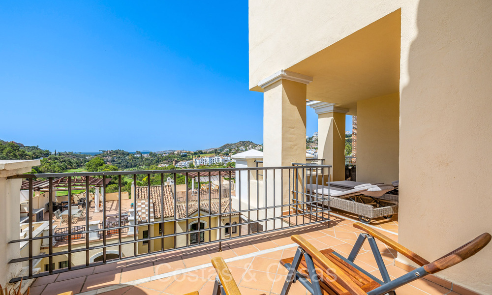 Instapklaar, ruim 3-slaapkamer appartement te koop omgeven door golfbanen in Benahavis - Marbella 72152